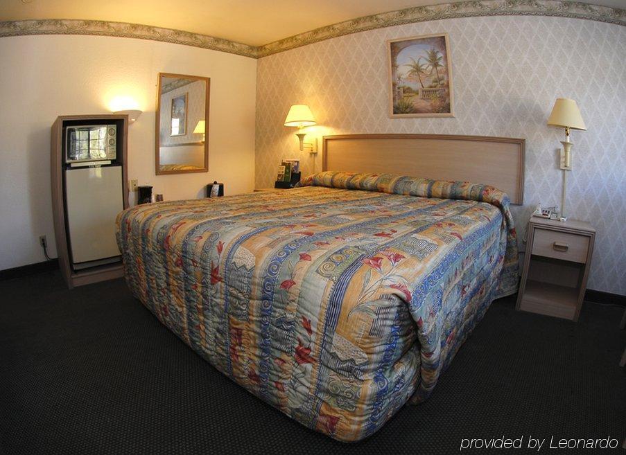 Pacific Inn Santa Cruz Quarto foto